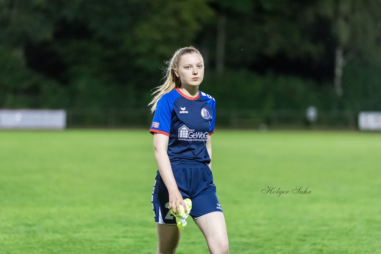 Bild 123 - Loewinnen Cup
